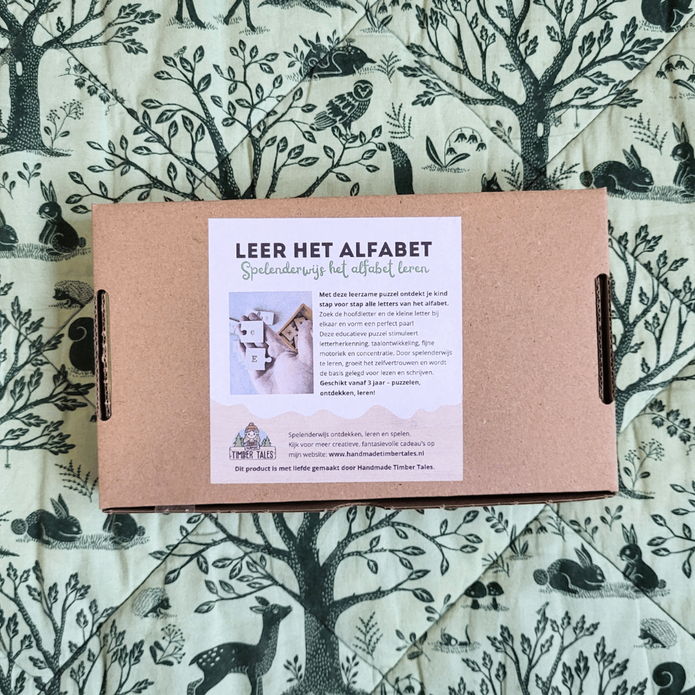 Houten letterpuzzel: Leer het alfabet